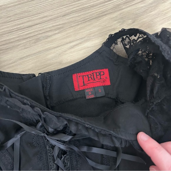 black tripp nyc lace up corset - Picture 5 of 9